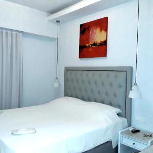 Suite with Mountain View