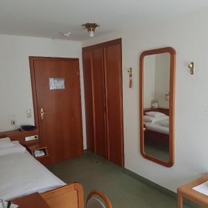 Standard Single Room with Balcony