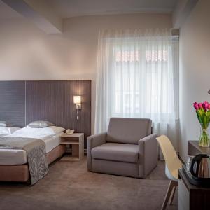 Double or Twin Room with Extra Bed (3 Adults)