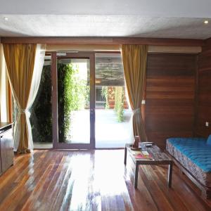 Duplex Rooftop Villa with Free Voucher Rafting in Ubud