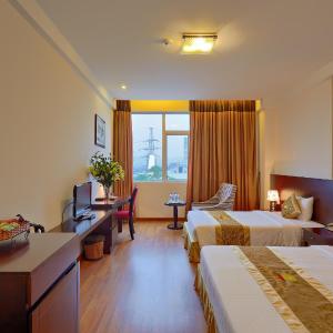 Deluxe Family Room