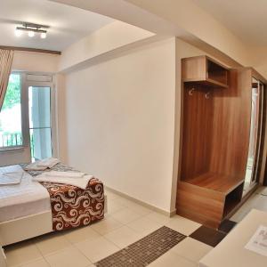 Superior Double Room, Inland View – First Floor