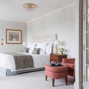  Suite 1925