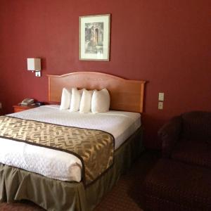 King Room - Disability Access - Smoking