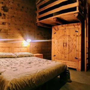 Quadruple Room with Private Bathroom