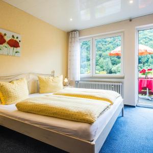 Standard Double Room with River View
