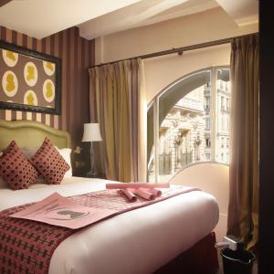 Deluxe Double Room with Opera View