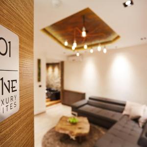 One-Bedroom Apartment with Hydro-massage Bathtub