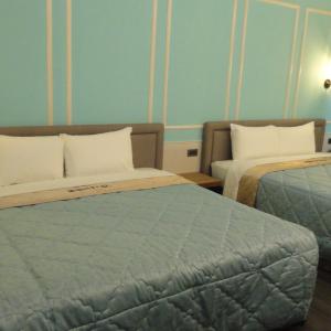 Economy Quadruple Room