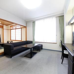 Twin Room with Tatami Area - Gotembakogen Hotel