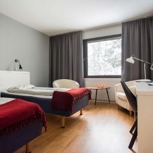 Twin Room - Non-Smoking
