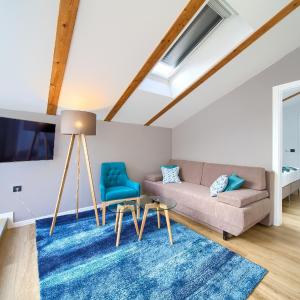 Suite with Park View - Attic