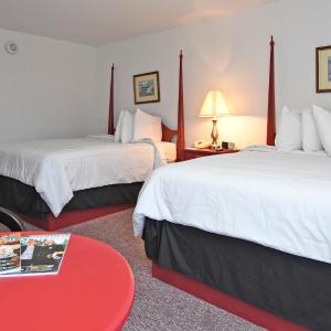 Queen Room with Two Queen Beds