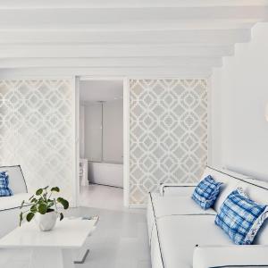 Master Suite with Private Pool and Sea View