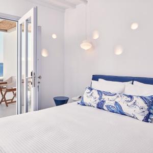 Superior Suite with Private Pool and Sea View