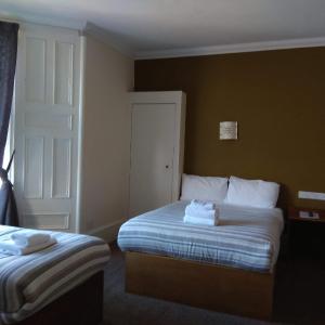 Family Room (4 Adults)