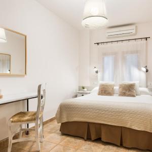 Double Room with Courtyard View