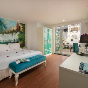 Junior Suite with Terrace