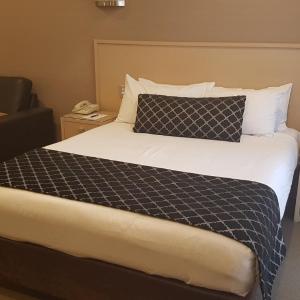 Motel Family Room
