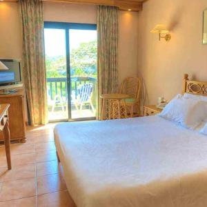 Double or Twin Room with Valley View