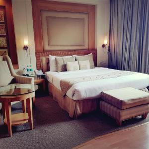 Premier Club Room