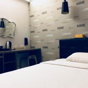Budget Single Room