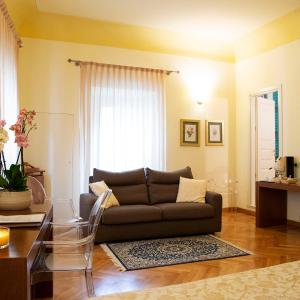 Deluxe Quadruple Room with Jacuzzi