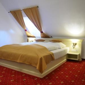 Attic Double Room 3*** 