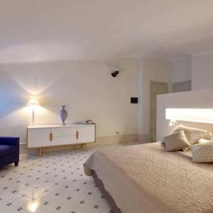 King Suite with Spa Bath