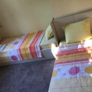 Two-Bedroom Apartment - FREE Parking