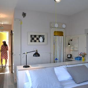 Large Double Room / Floating Room