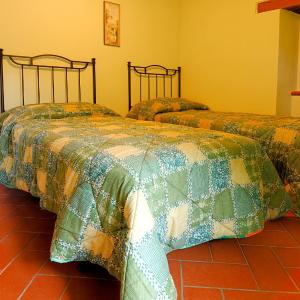 Two-Bedroom Apartment with Balcony (4 Adults)