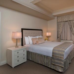 Premier One Bedroom Suite with King Bed