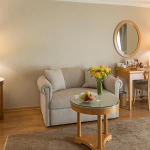 Junior Suite with 1 Queen-Size Bed and Sofa Bed