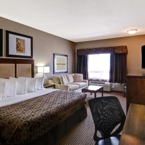Executive King Suite with Sofa Bed