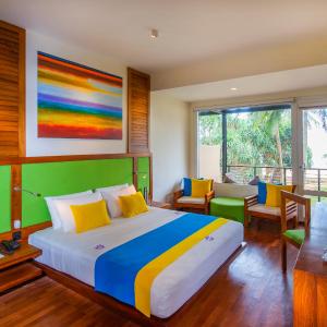 Sea View Room - Enjoy 10% off on Food & Beverage at the Main Bar and Main Restaurant & 10% off at Sahana Spa