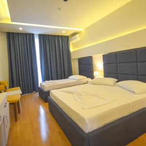 Deluxe Triple Room with Sea View