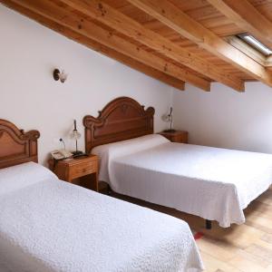 Twin Room  - Attic