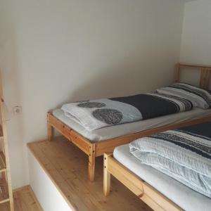Apartment (6 Adults)