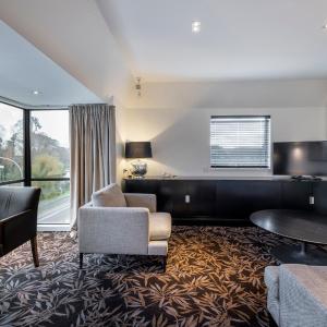 Luxury Suite with Spa Bath