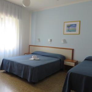 Economy Triple Room