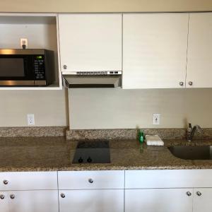 Three Room Kitchen Suite - Pool View