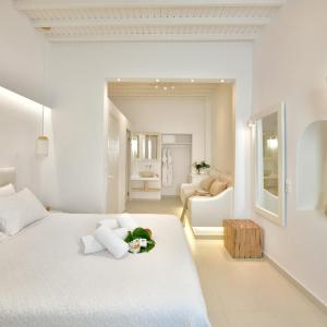 Deluxe Room with Sea View (2-3 Adults)