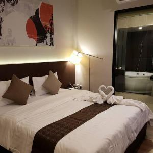 Studio with Spa Bath
