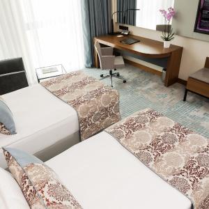 Twin Room with Bath