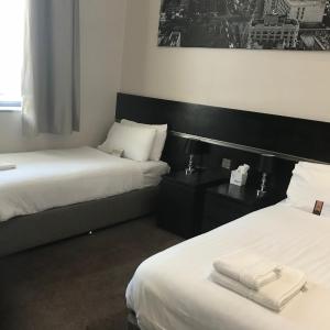 Standard Twin Room