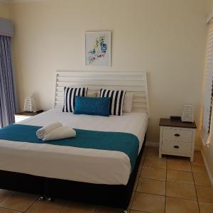 One-Bedroom Apartment with Ocean View