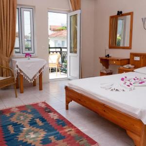Basic Triple Room