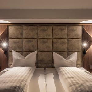 Suite with Mountain View