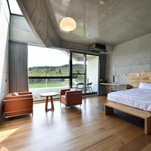 Deluxe Double Room with Balcony and Sea View